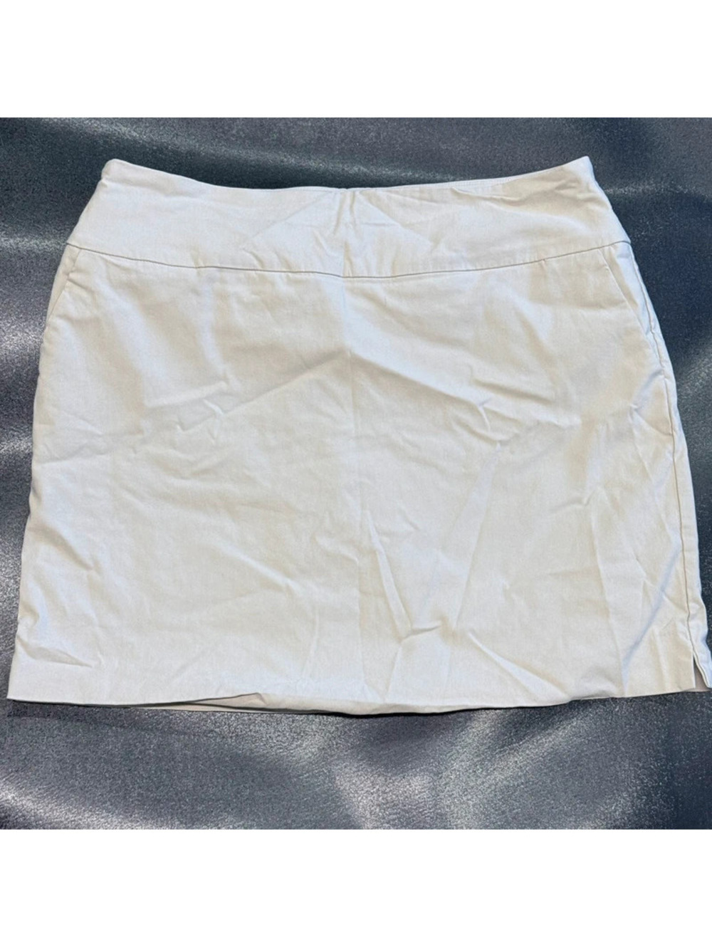 UP! Women’s Skort Size Large 1518